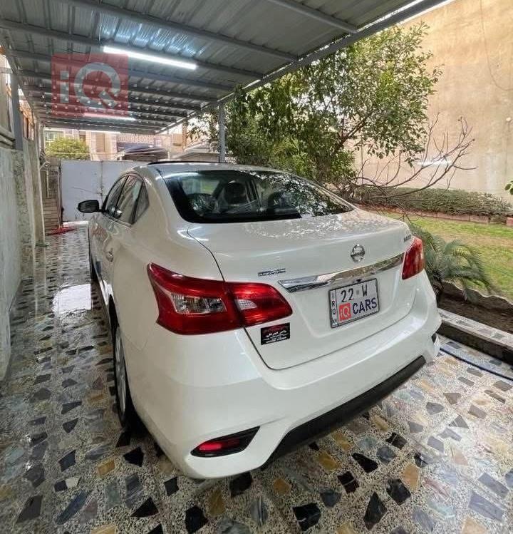 نيسان سنترا
